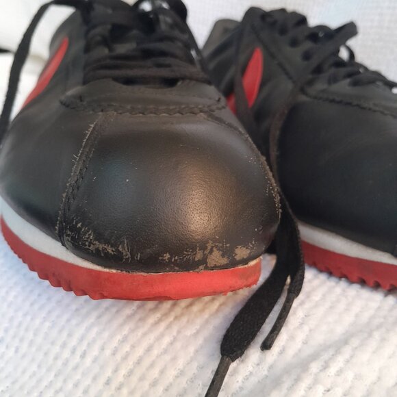 NIKE CLASSIC CORTEZ (2008 Vintage) - Picture 3 of 16